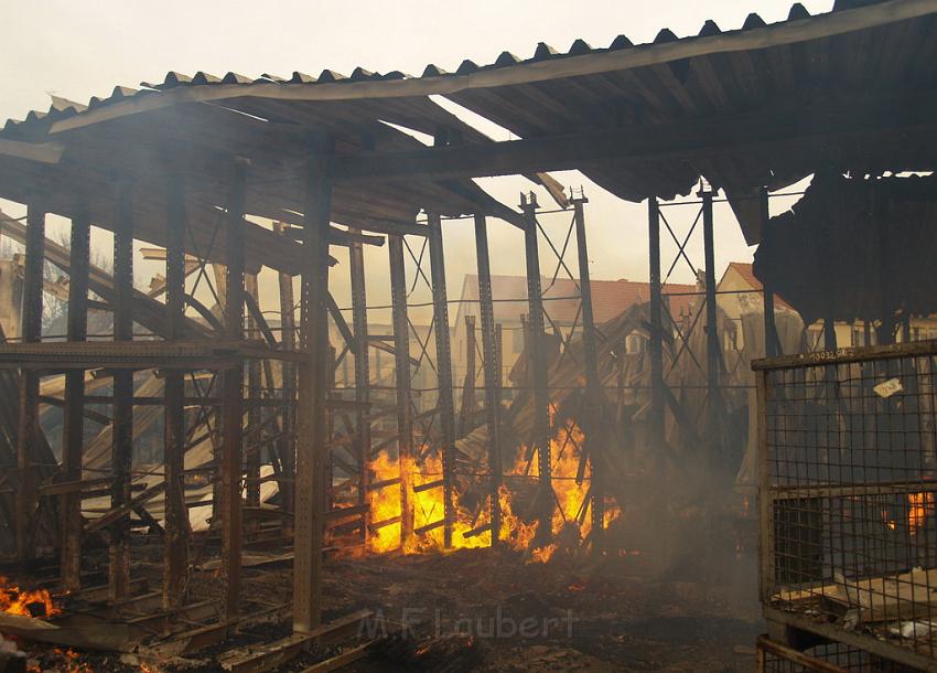 Grossbrand Holzlager Siegburg Industriestr P222.JPG